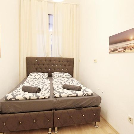 Comfortable Rooms Near Schonbrunn Palace Viena Exterior foto